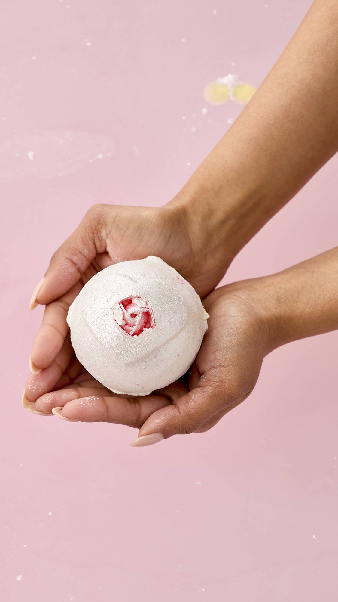 Alternative view of Wedding Bomb